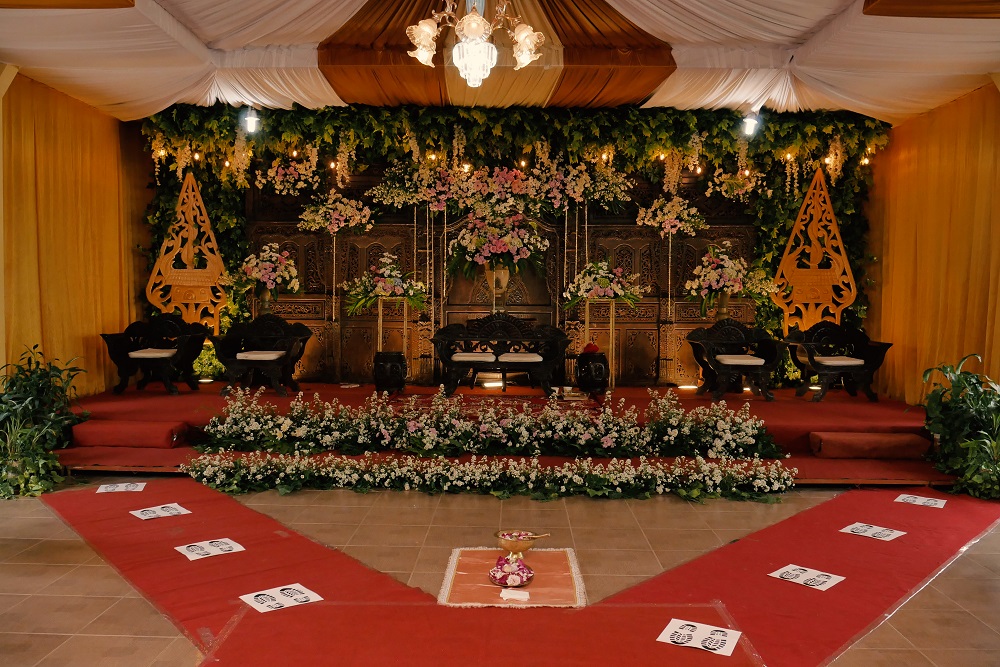 luxury banquet hall setup for weddings in Hanamkonda